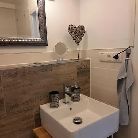 Tiny House With Gallery And Garden For 3 People *